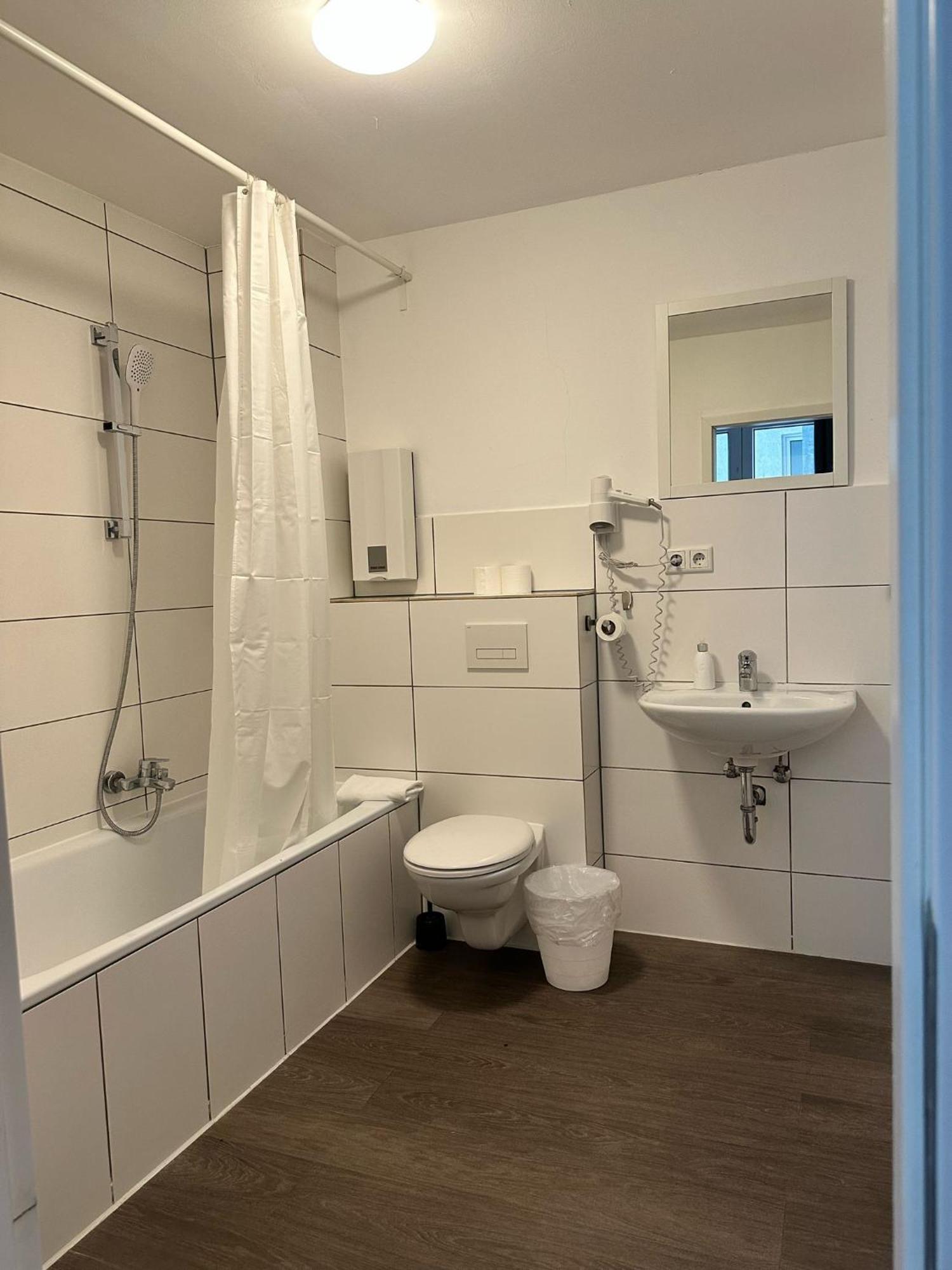 Отель Dreams Duesseldorf Экстерьер фото