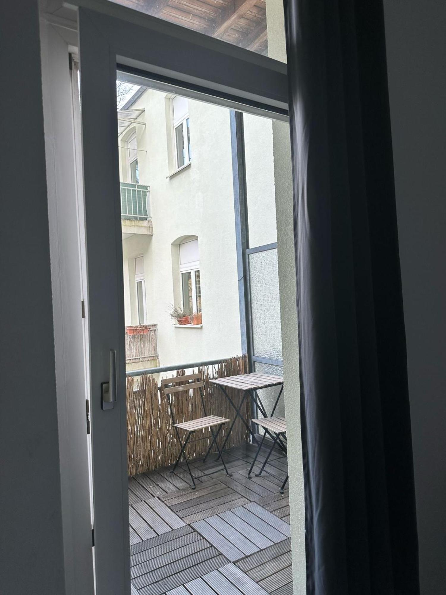 Отель Dreams Duesseldorf Экстерьер фото